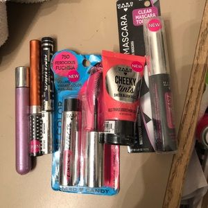 Lot of hard candy make up